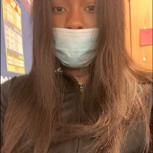 Meet your Posher, Destinee